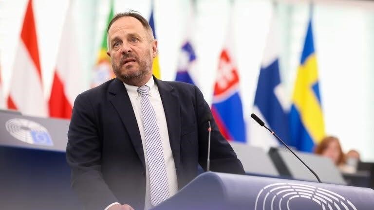 Fotó: Facebook/Hölvényi György